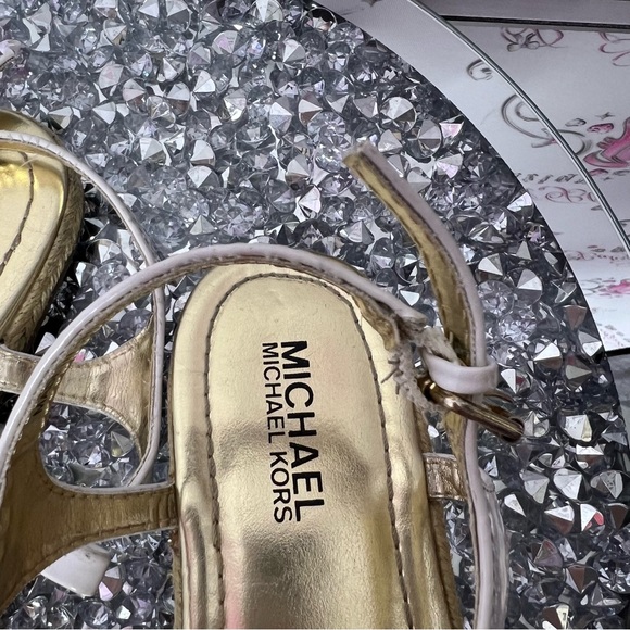 Michael Kors sandals gold charm MK logo white buckle ankle detail slip on shoes - Picture 7 of 9